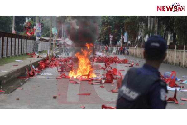 Curfew imposed in Gopalganj after clash between banned Awami League faction and police leaves 4 dead following attack on NCP leaders