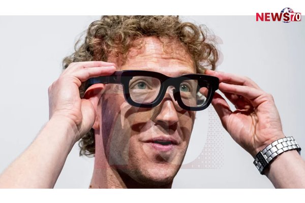 What advantages do Meta’s Hypernova smartglasses offer, and when are they expected to launch?