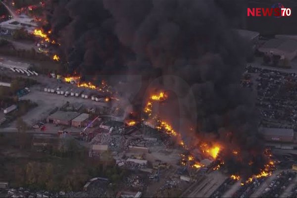 At Least 7 Dead After UPS Cargo Jet Crashes Near Louisville Airport, Bursts Into Flames